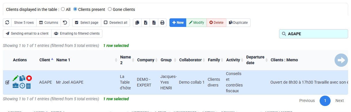 Find the selected client and check its status and departure date before proposing a change.